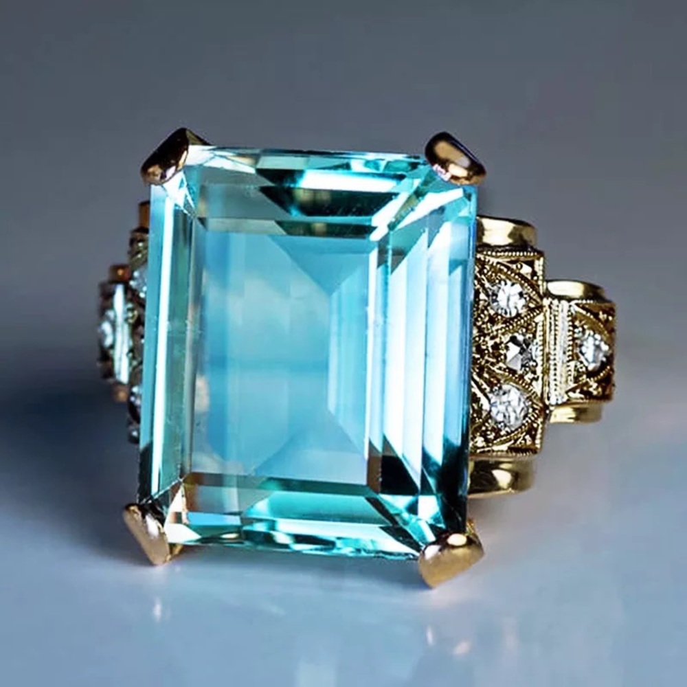 New Unisex 925 Silver Yellow Gold Plated Aquamarine Ring